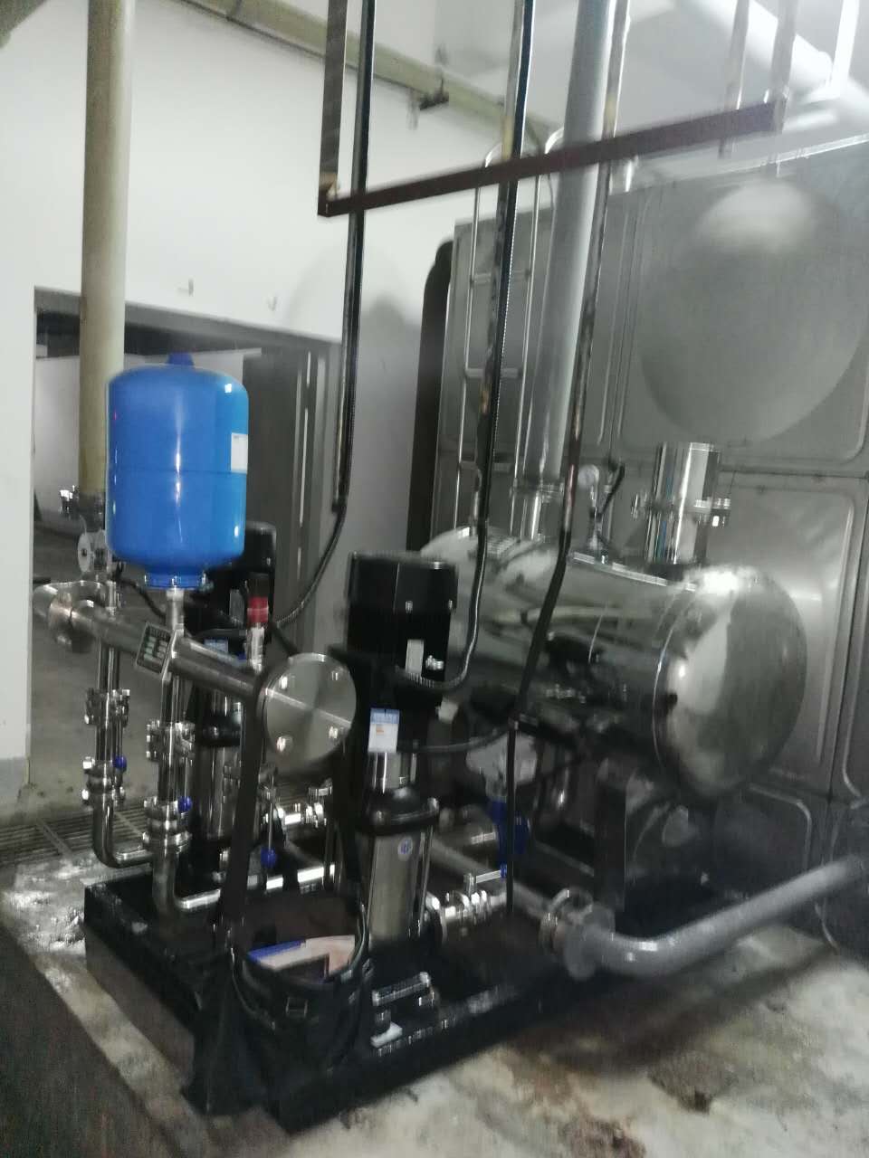 箱式無負壓供水設(shè)備 箱式無負壓供水設(shè)備