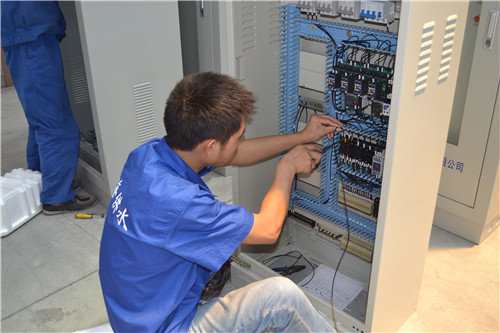 ����������ߌӽ������νoˮ�O(sh��)��ą^(q��)��